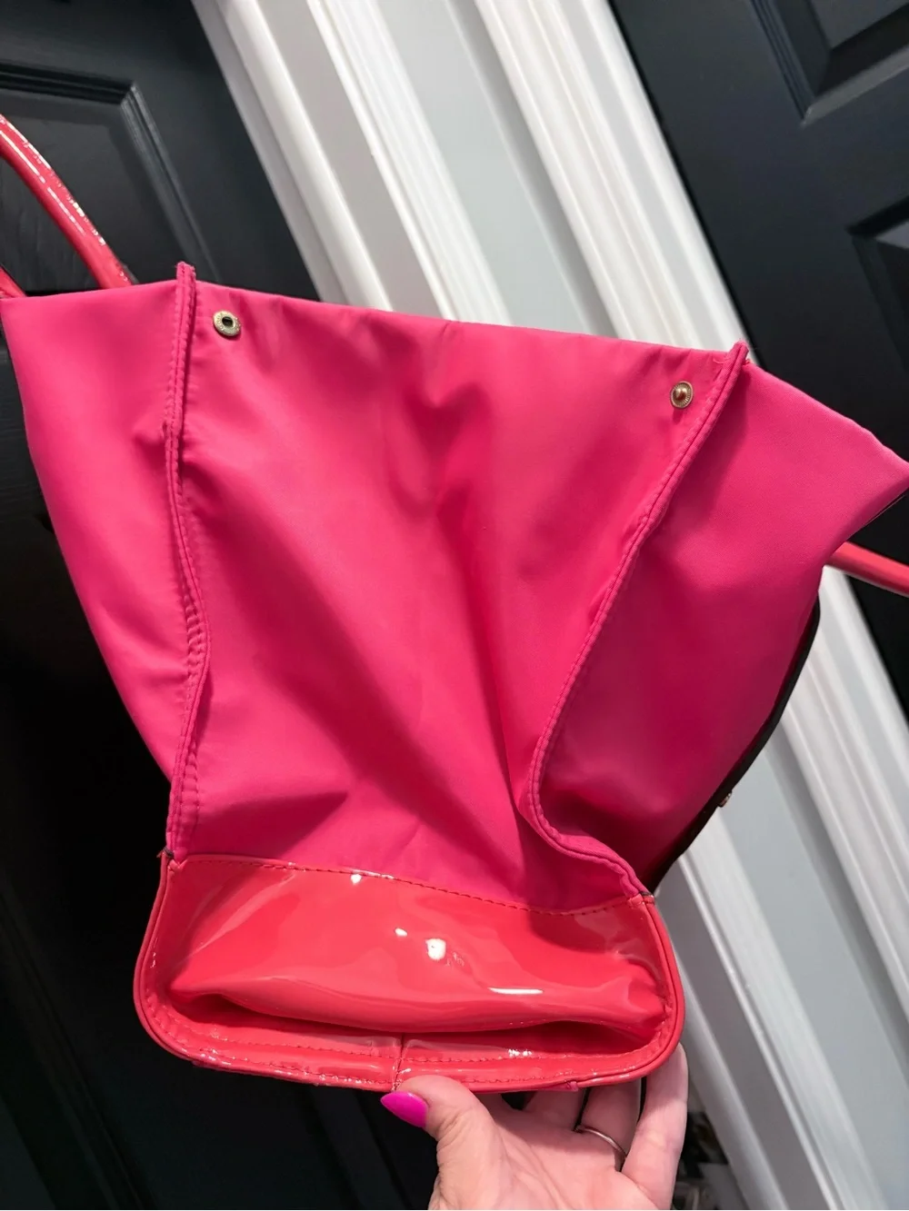 Tory Burch Pink Ella Tote Bag with Orangish color accents and Logo Medallion 🩷🧡